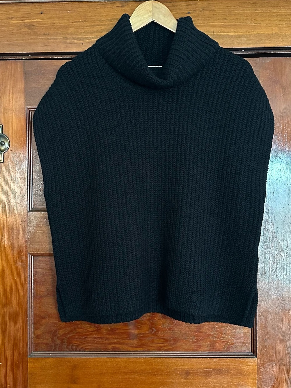 New Splendid Black Turtleneck Sleeveless Chunky Ribbed Knit Sweater Vest Small